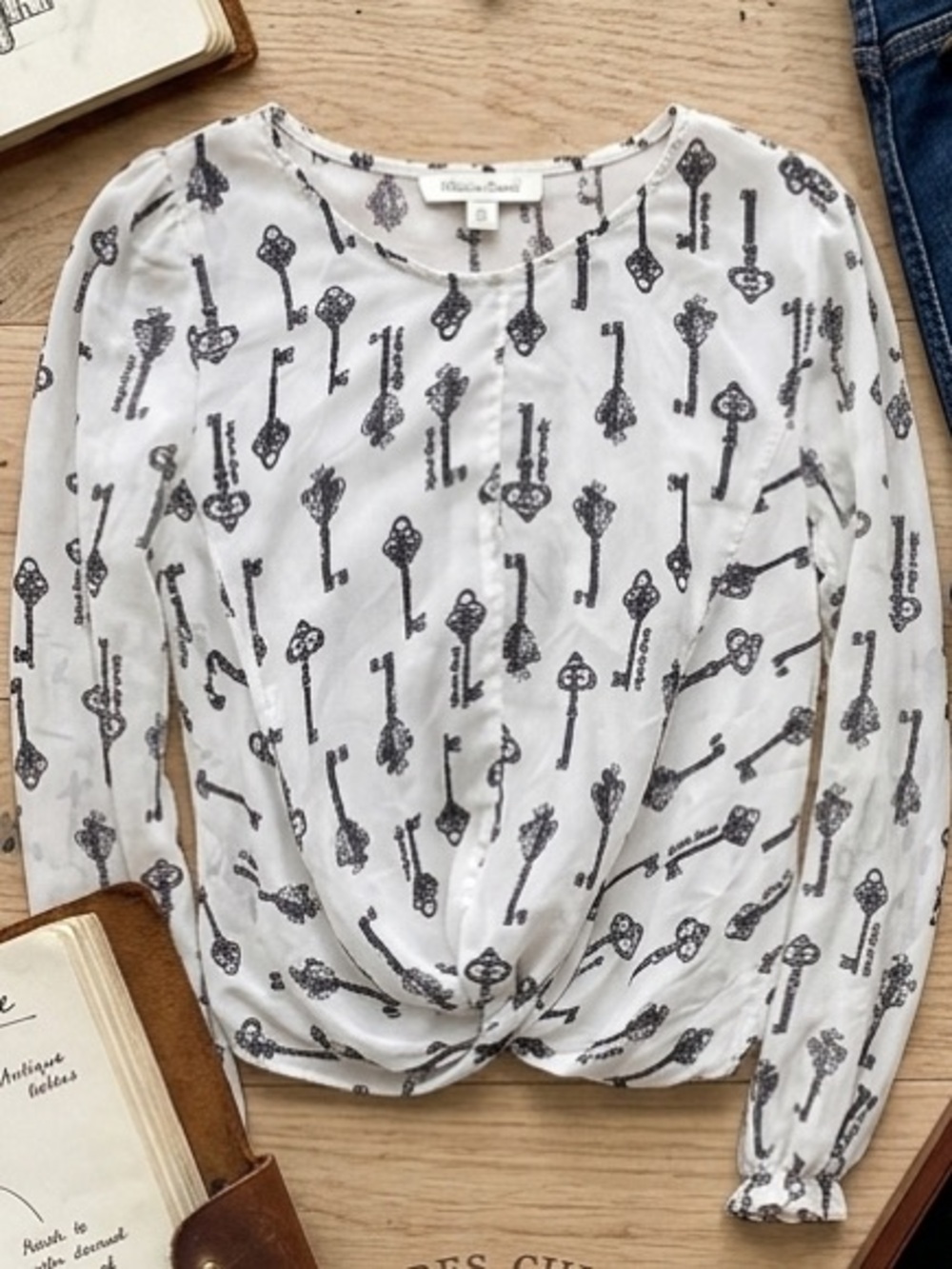 Hybrid Rock Key Print Twist Front Crop Blouse S/M Victorian Goth Steampunk